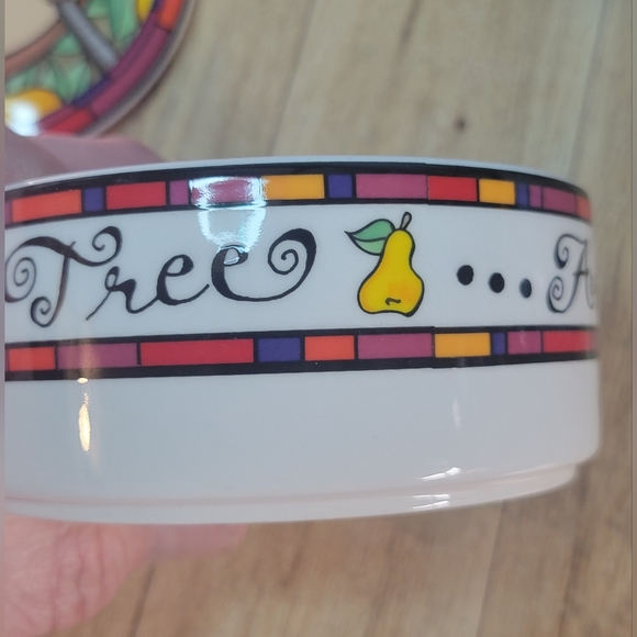 VTG MIKASA Ultra Fine Ceramic Dish Trinket Box “And a Partridge in a Pear Tree” - Picture 10 of 10